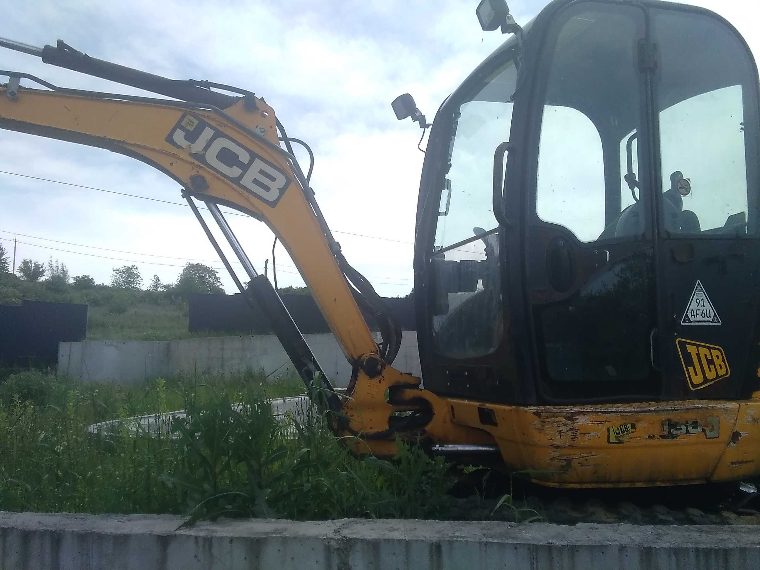 Екскаватор JCB 8030