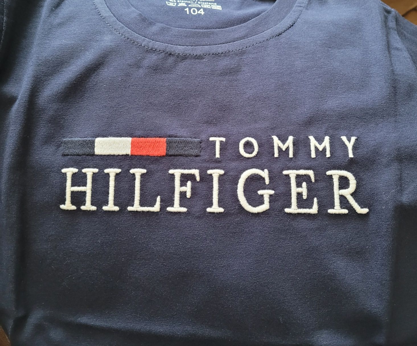 T-shirt koszulka dziecięca logo szyte Tommy Hilfiger 104