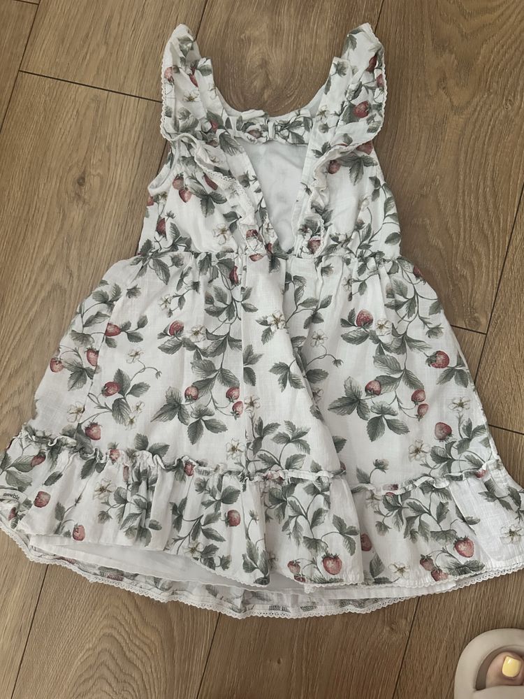 Sukienka  newbie 116