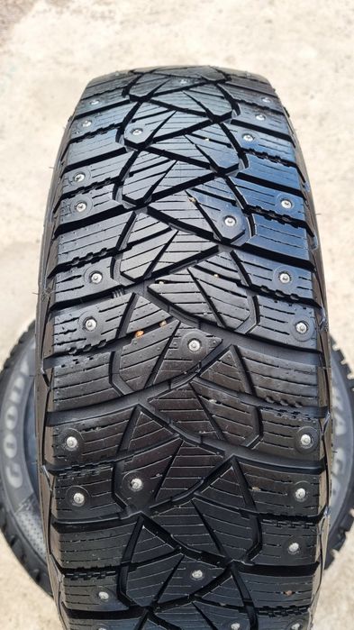 GOODYEAR ultragrip 185 65 r15