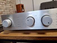 Audiolab 8200A srebrny