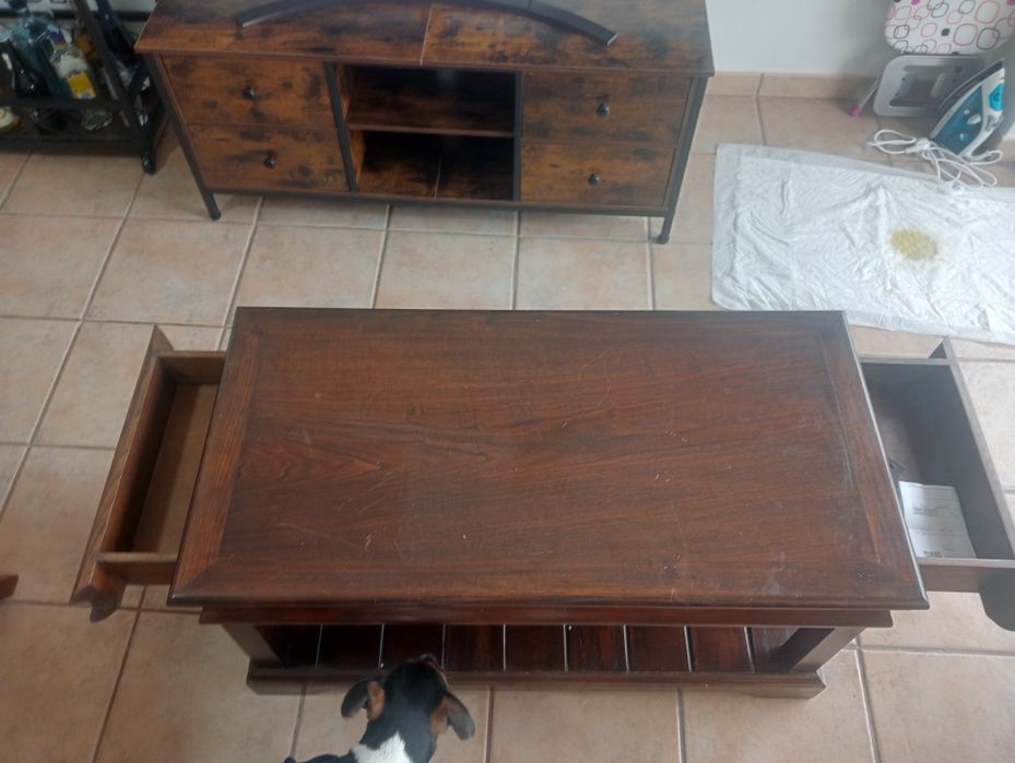 Vendo móvel tv com duas gavetas laterais
