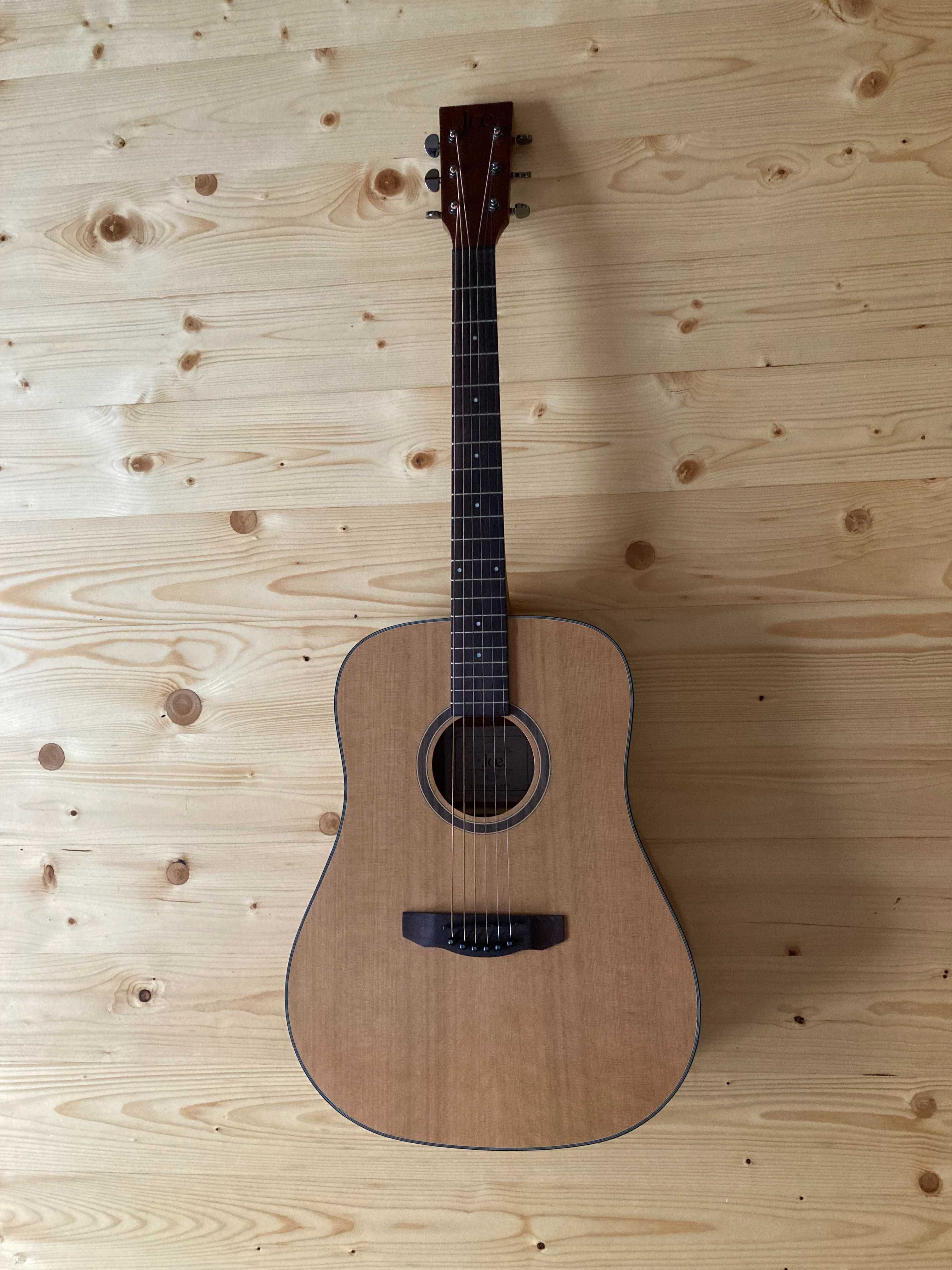 Gitara Akustyczna JOE + Futerał