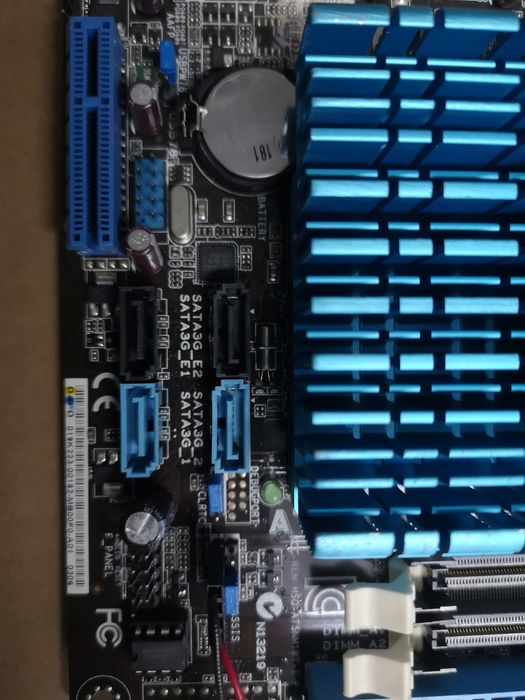 Board ASUS - AT5NM10T