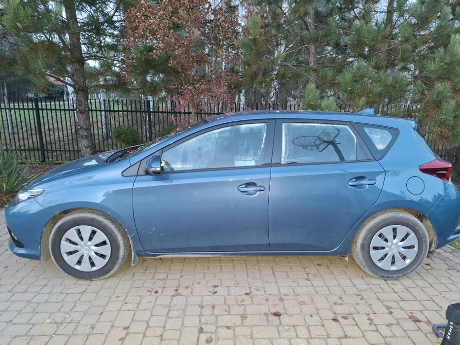Toyota Auris Hatchback 5d, 1.33, manual