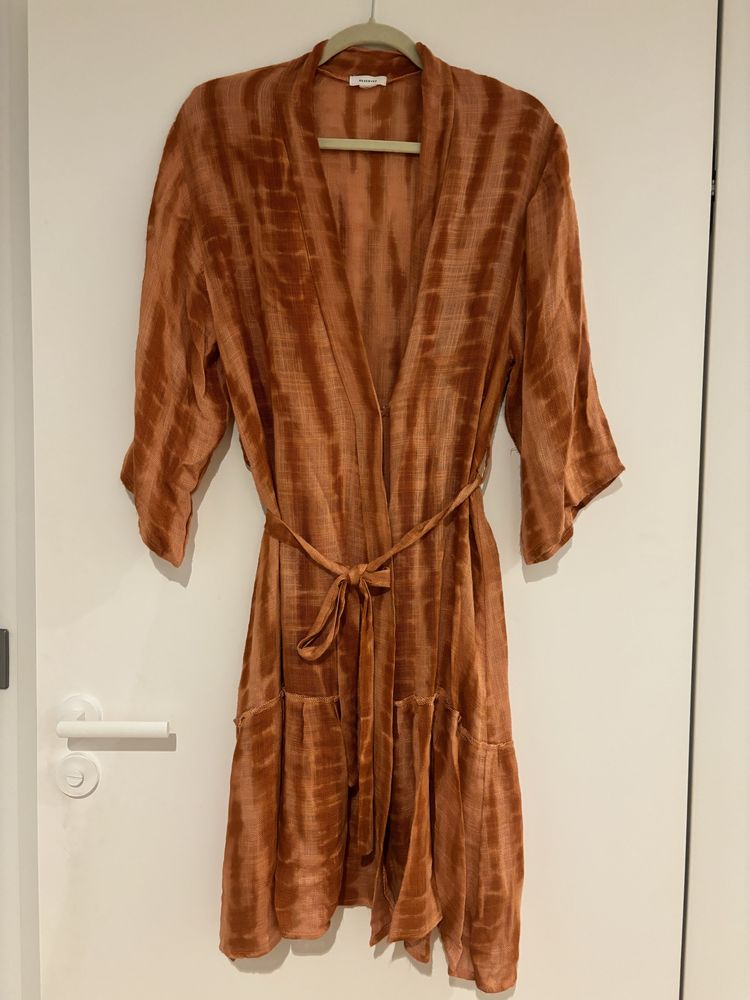 Sukienka kimono Reserved