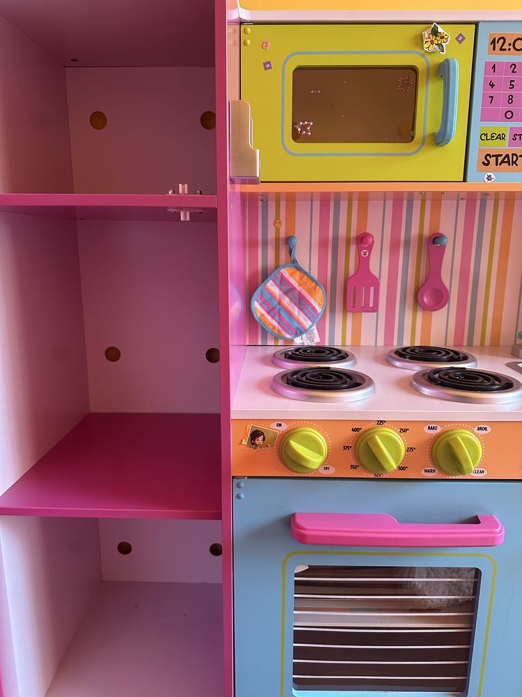Детская кухня KidKraft Deluxe