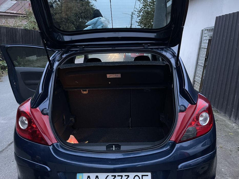 Продам комфортный удобный автомобиль