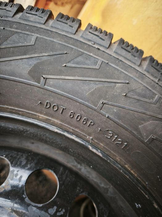 Колеса резина 195/65 R15 Nokian Tyres Nordman RS2 з дисками з датчикам