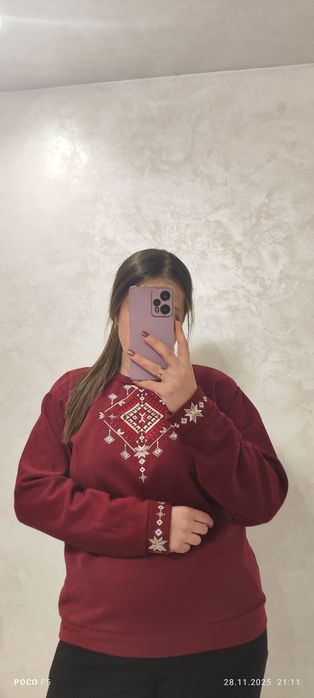 Вишиті світшоти, батники