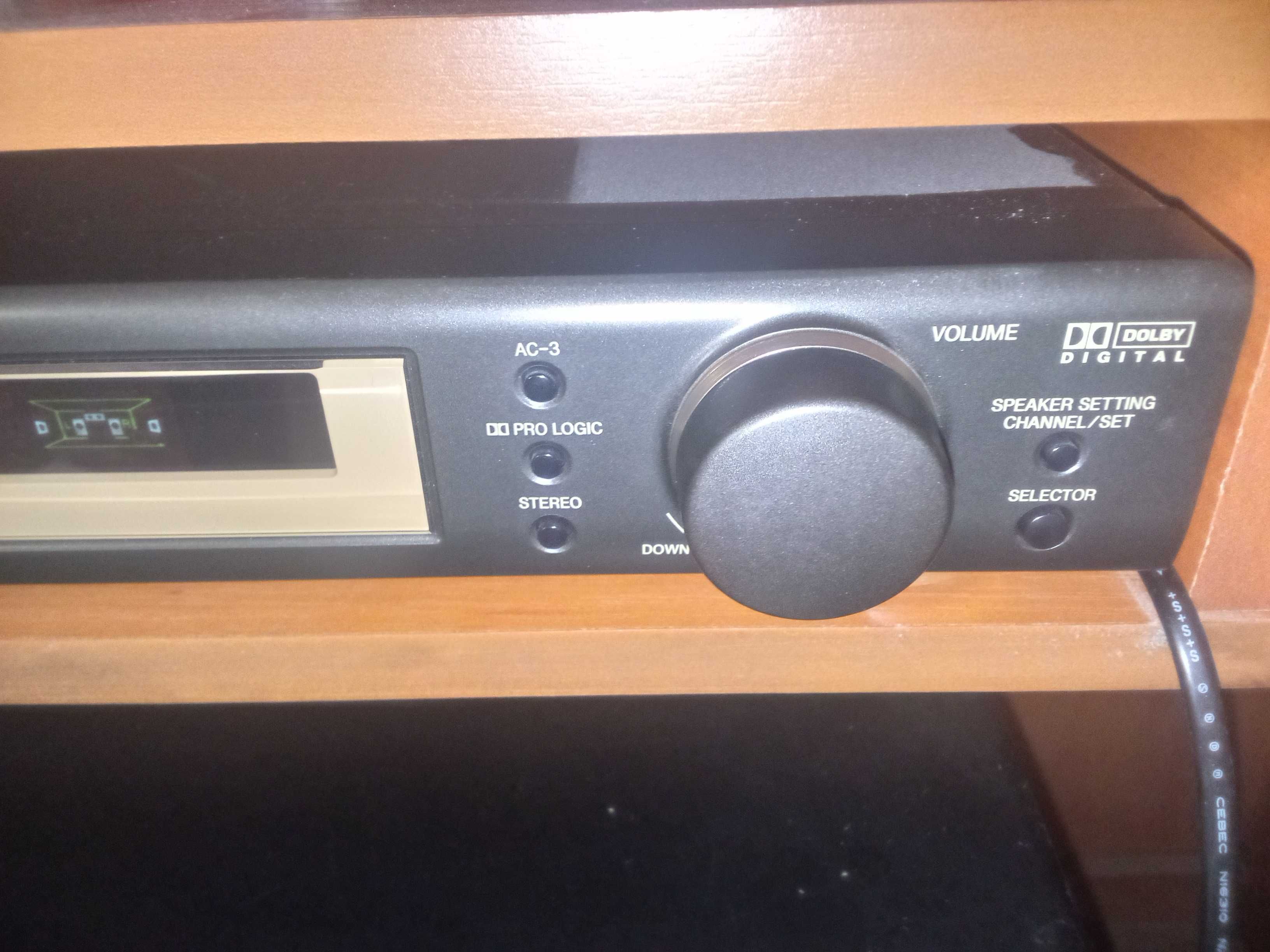 Procesor dźwięku 5.1 TECHNICS SC-AH300 + pilot
