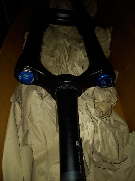 Fox 38 Performance  180mm