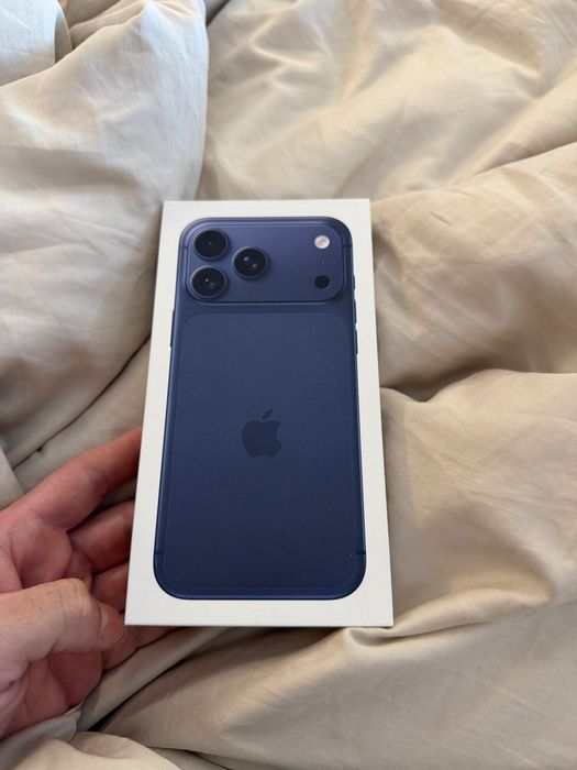 iPhone 17 pro Max 256gb