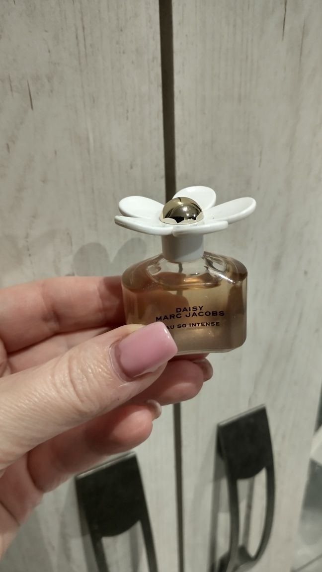 Nowe perfumy miniatura Marc Jacobs Daisy