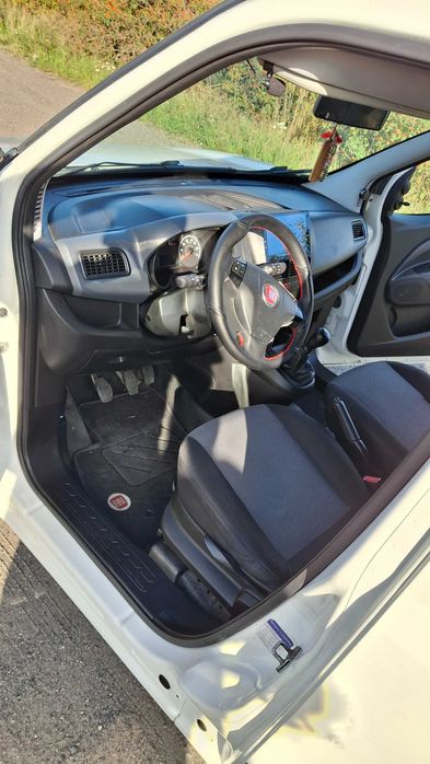 Fiat Doblo Cargo 1.3 Multijet 90 KM – 2011 – L1H1 – bez rdzy