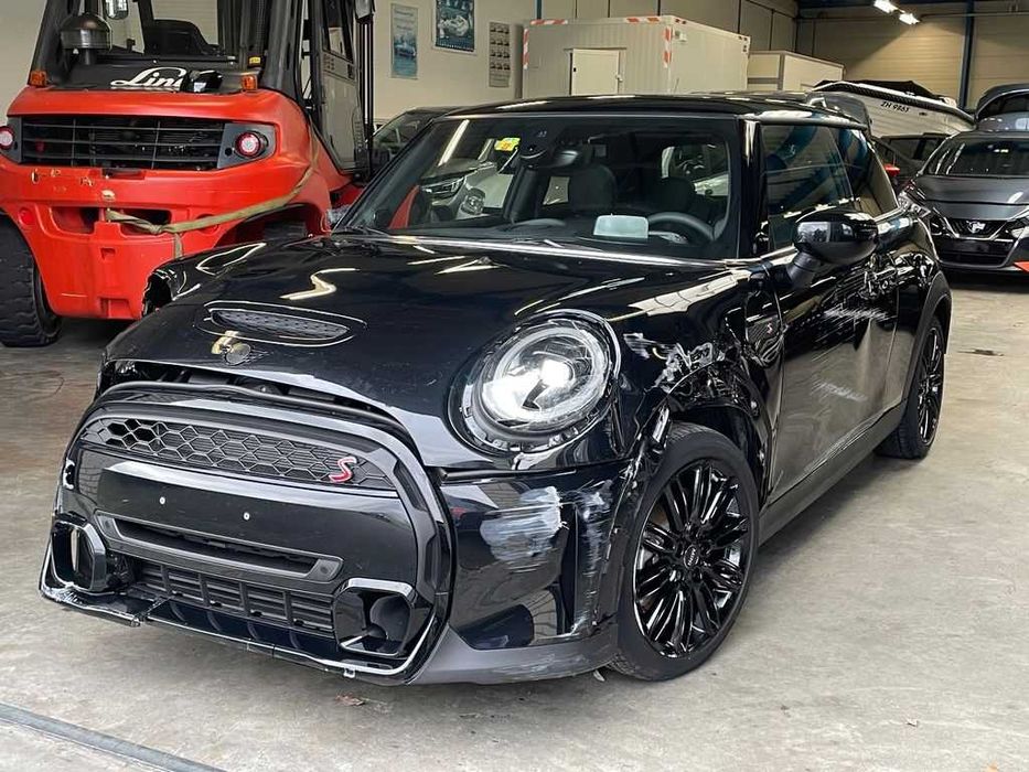 Разборка MINI Cooper D S One F55 F56 F57 запчасти R56 R57 R58 R59 JCW
