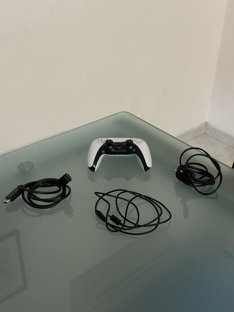 PlayStation 5 Slim 1TB (PS5)