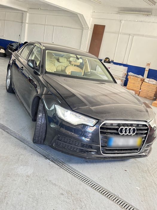 Audi A6 Sedan 2.0 TDI S-Line