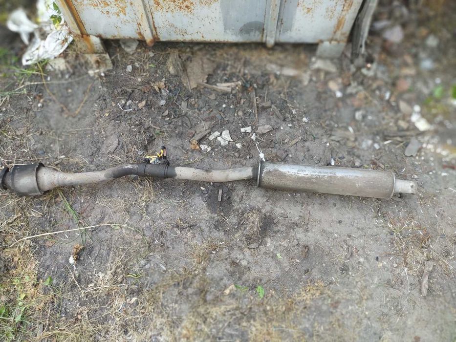 Продам вихлопну систему ауді 80 В-3, В-4