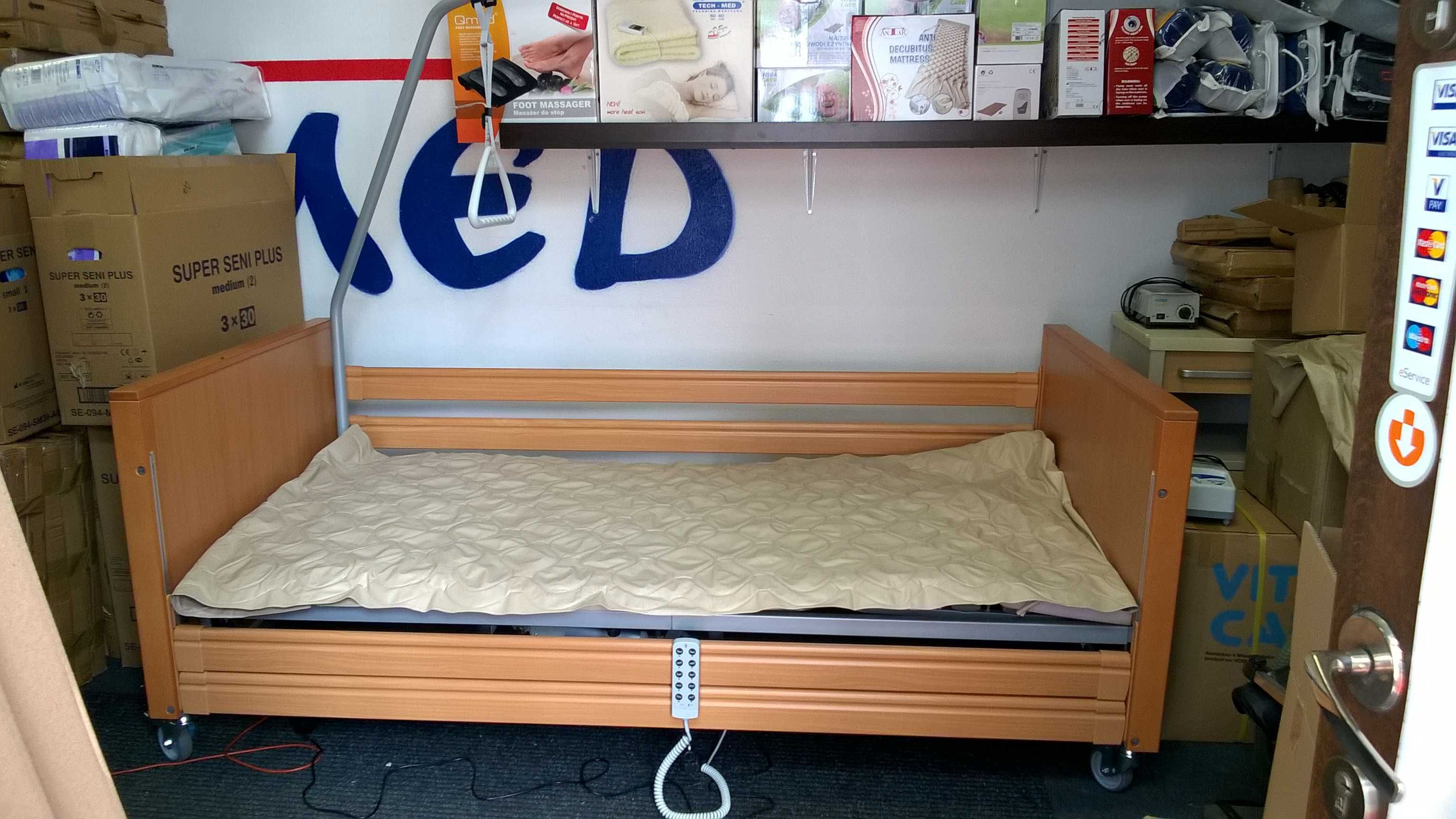 Łóżko rehabilitacyjne Elbur 331 z wysięgnikiem. Szybka dostawa