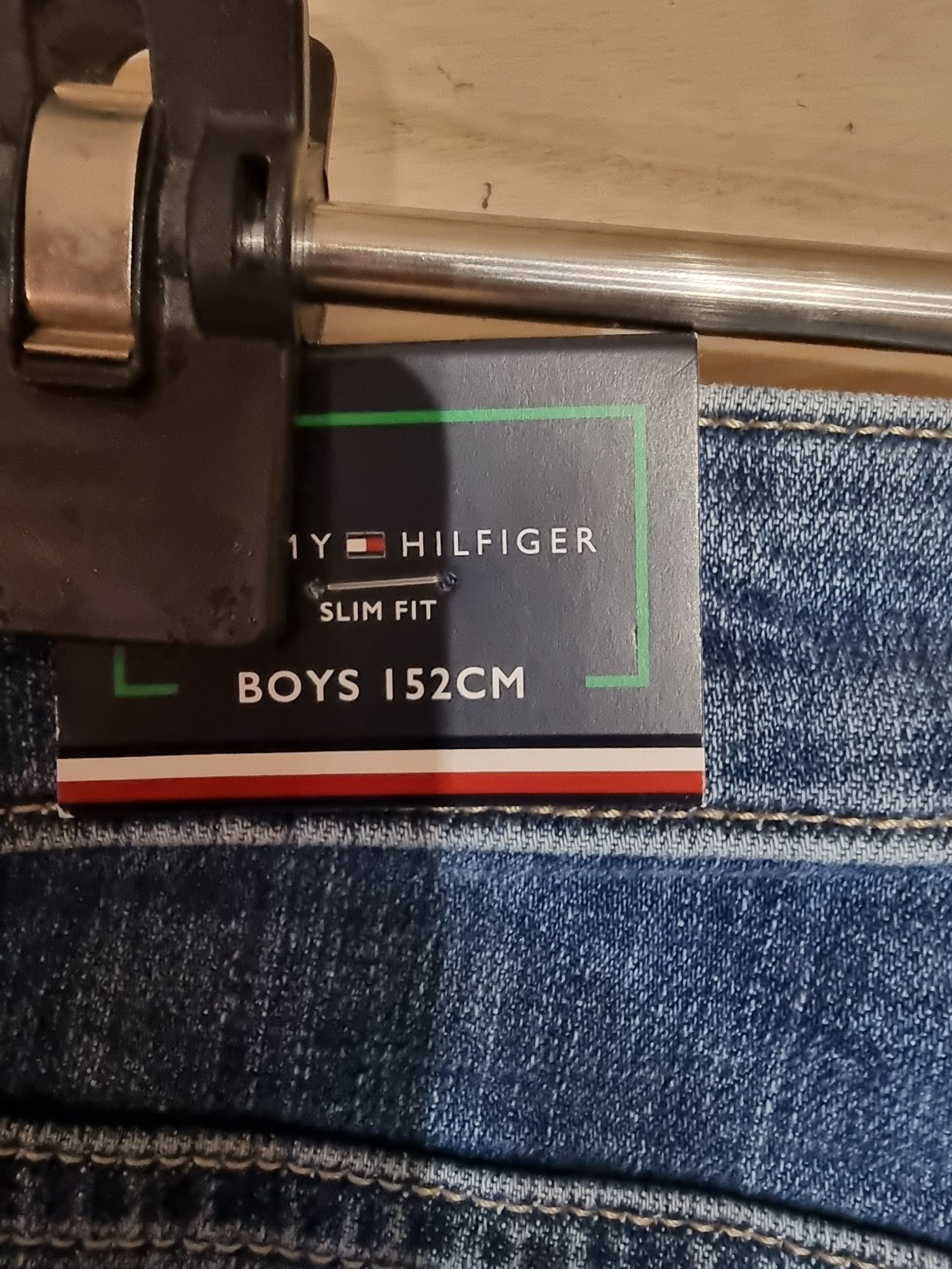 Джинсы на подростка Tommy Hilfiger оригинал