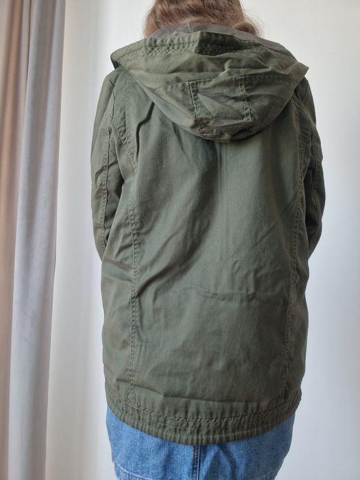 Kurtka parka wiatrówka wiosna khaki oliwkowa ciemnozielona Only rozmia