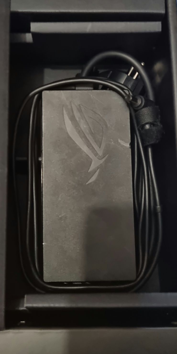 Portátil Gaming ASUS ROG Zephyrus