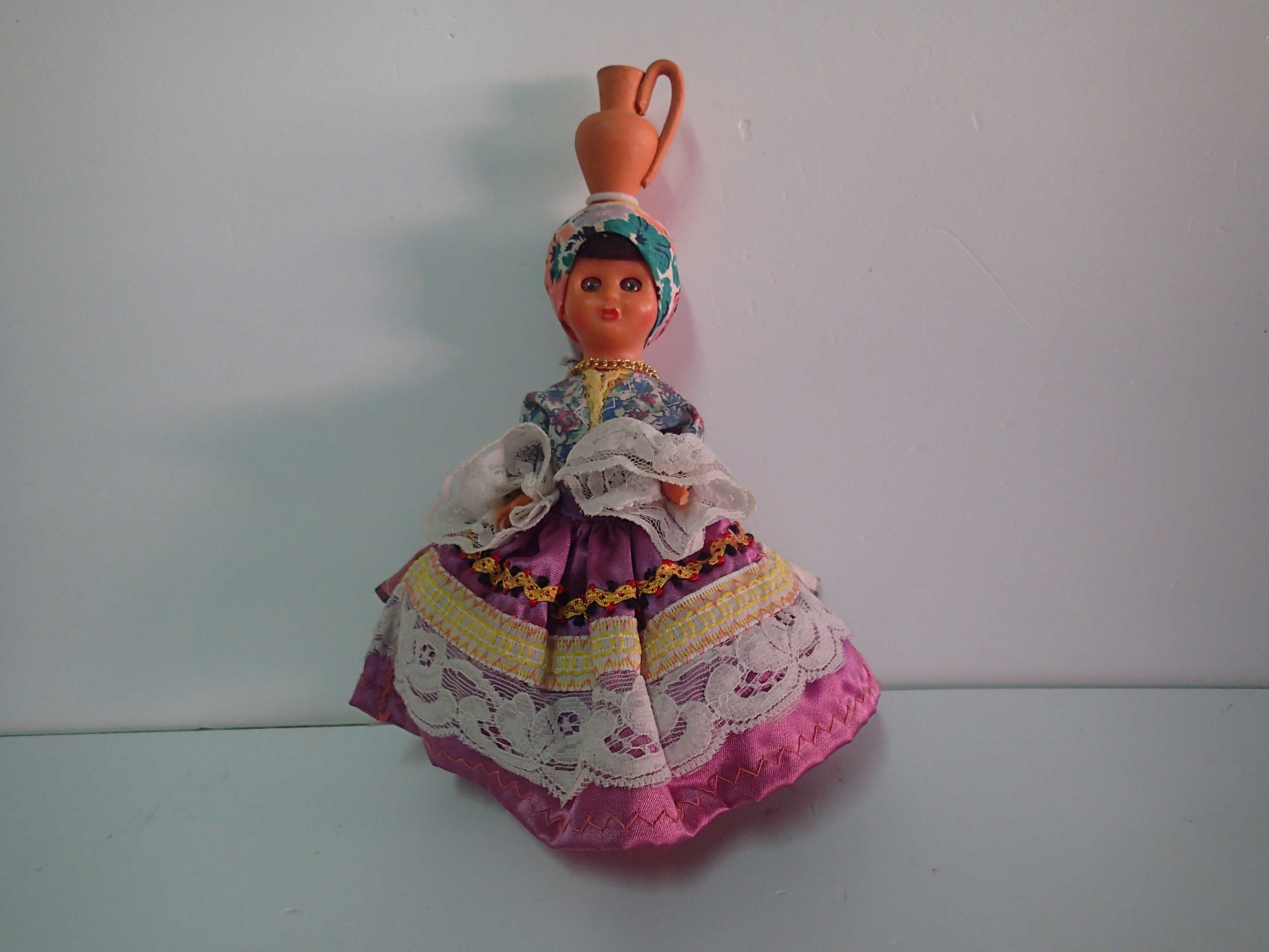 Brinquedo antigo , boneca Nazarena