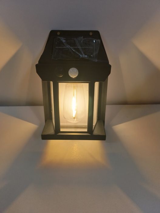 Zestaw 4 lampek solarnych z czujnikiem ruchu