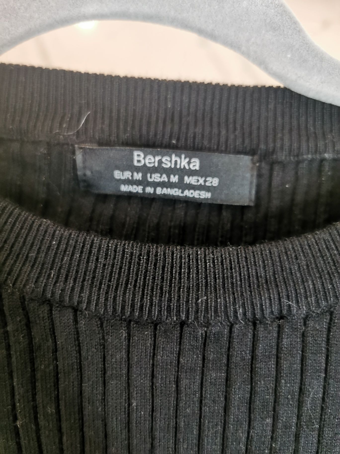 Sukienka czarna Bershka