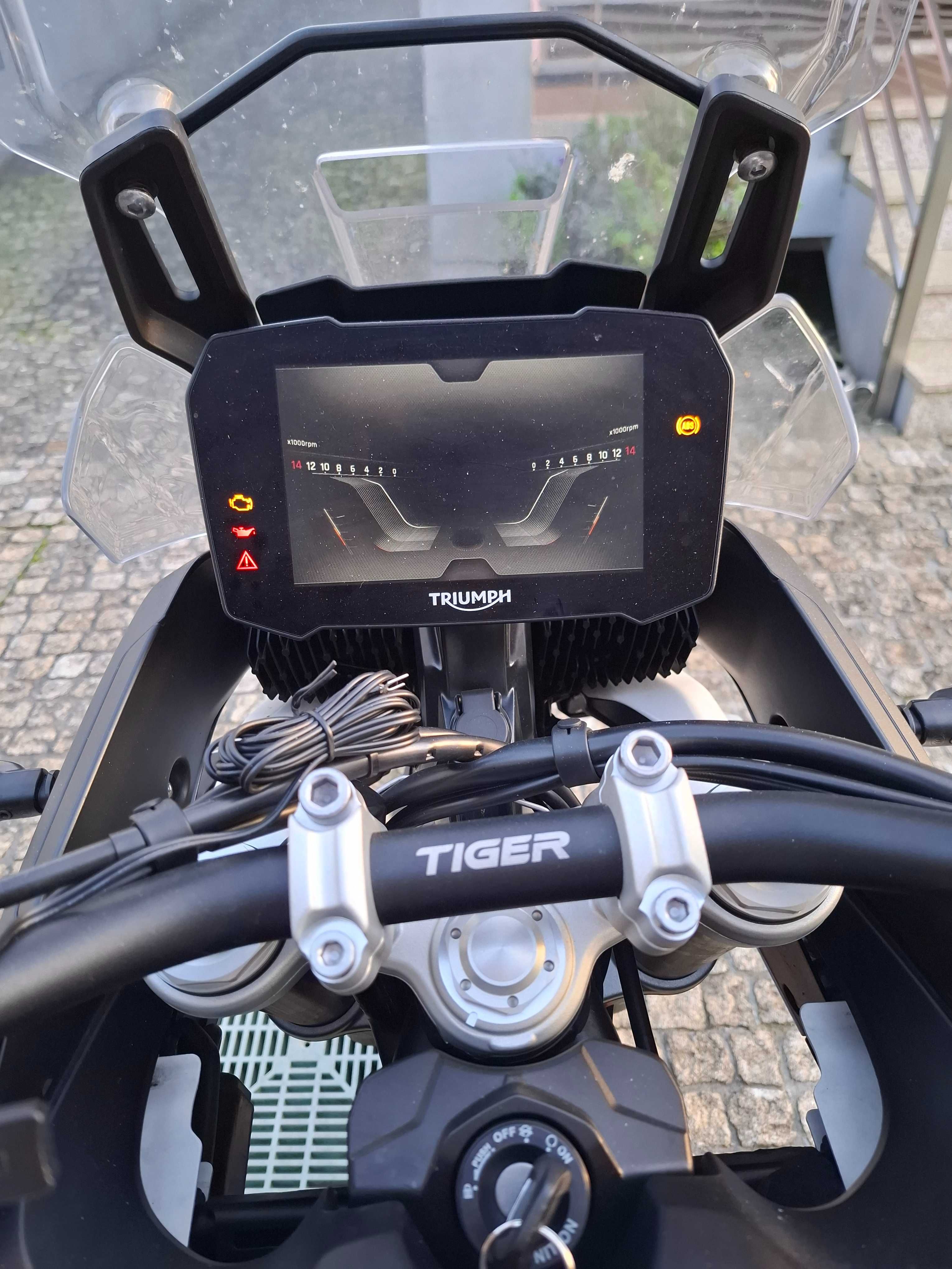 Moto Triumph Tiger 900 GT Como Nova Muitos Extras