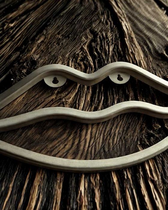 Neonowa Lampa LED o kolorze czerwonym w Kształcie Ust