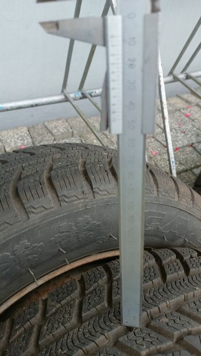 Opony zimowe komplet