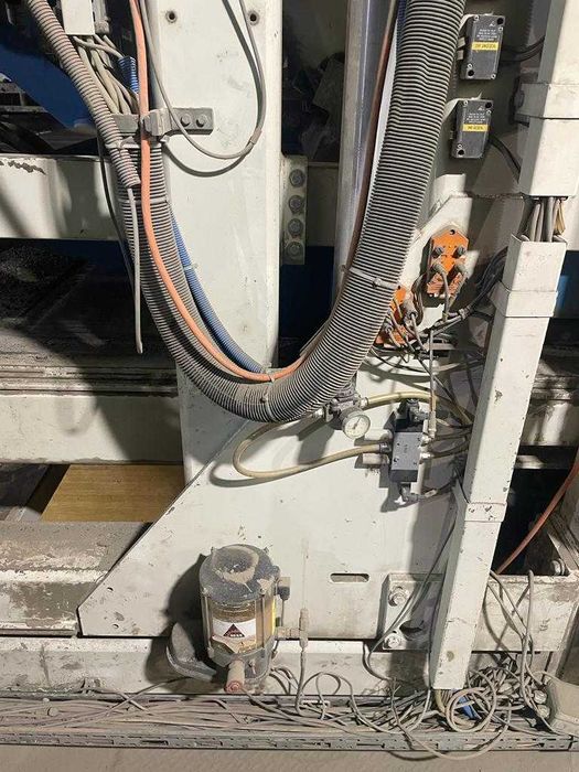 Wibroprasa stacjonarna HESS RH1500, rok 2005