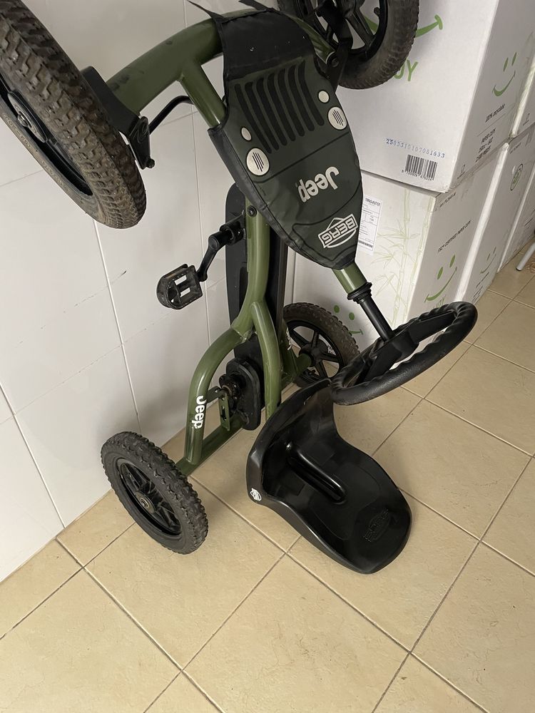 Kart berg jeep como novo