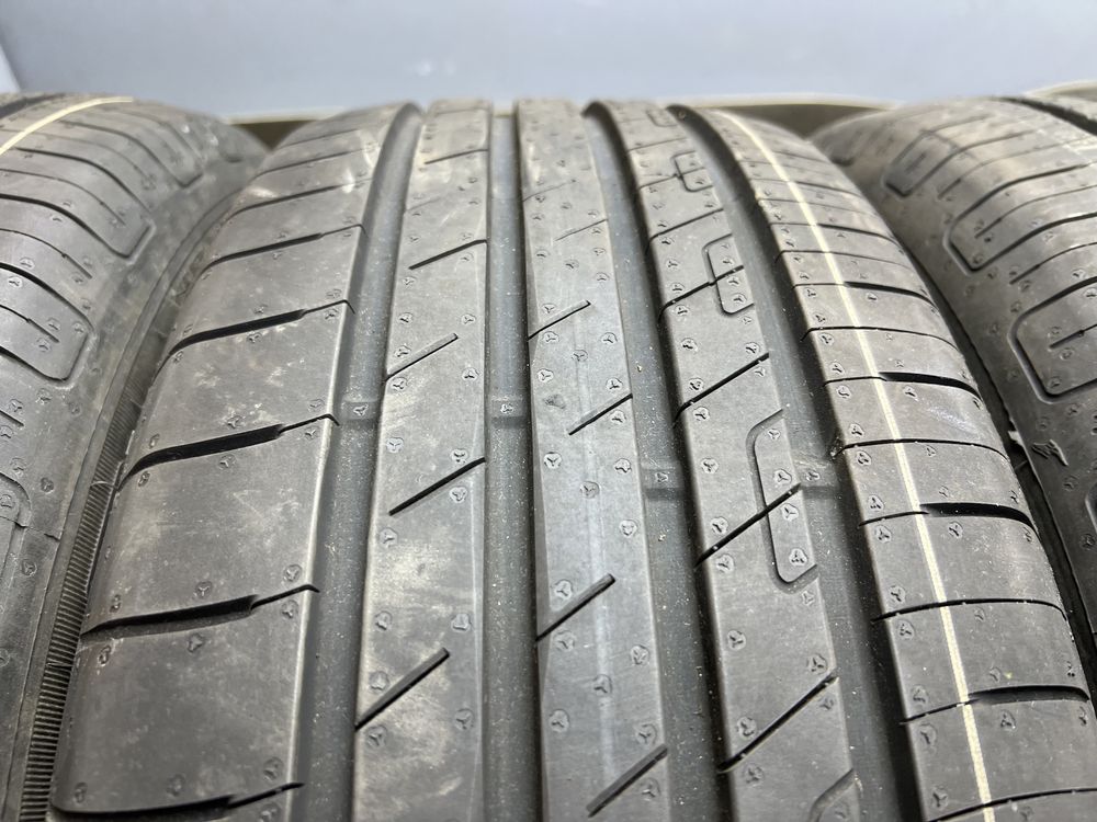 Шини 2023р як Нові літо 215 55 R18 Goodyear EfficientGrip літні