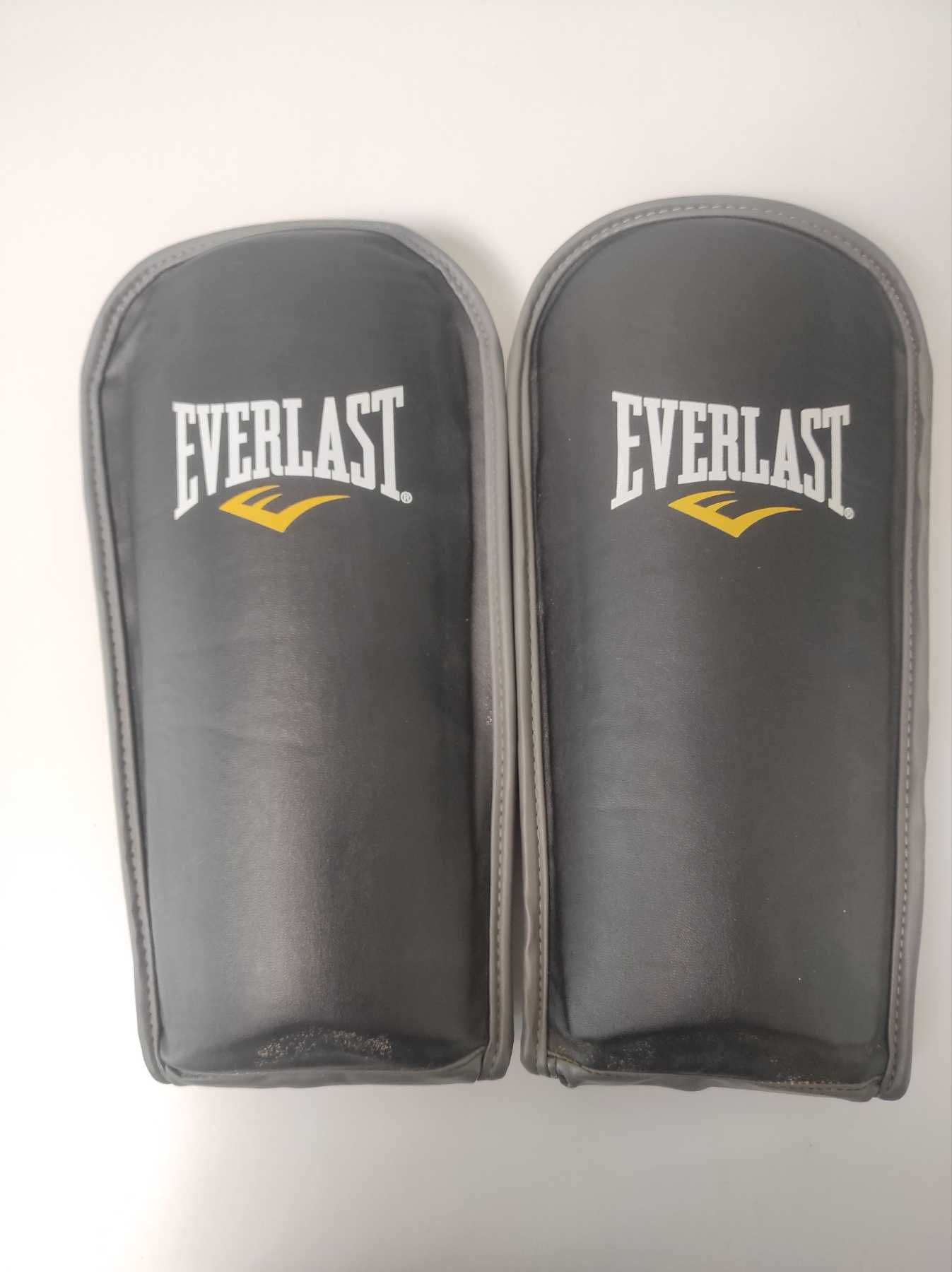 Захисні накладки для ніг Everlast. розмір S, MMA та бокс