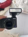 Sony zv1 usado muito puoco quero vender porque nao sei muito de fotos