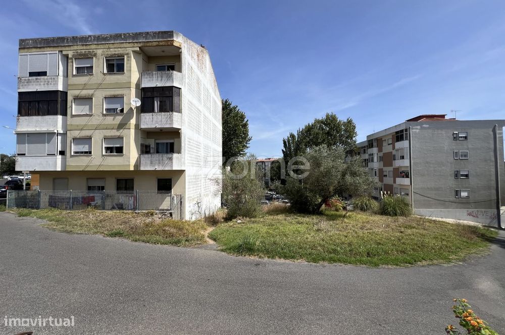 Terreno em Rio de Mouro