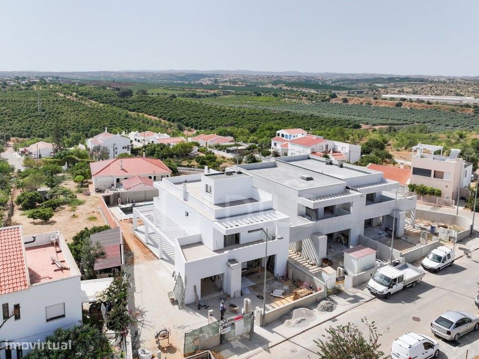 Moradia T4 com piscina em Castro Marim, Algarve