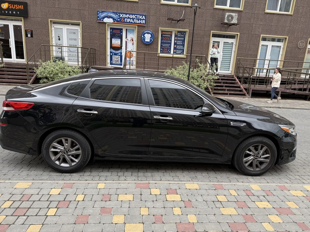 Kia Optima 2019 року