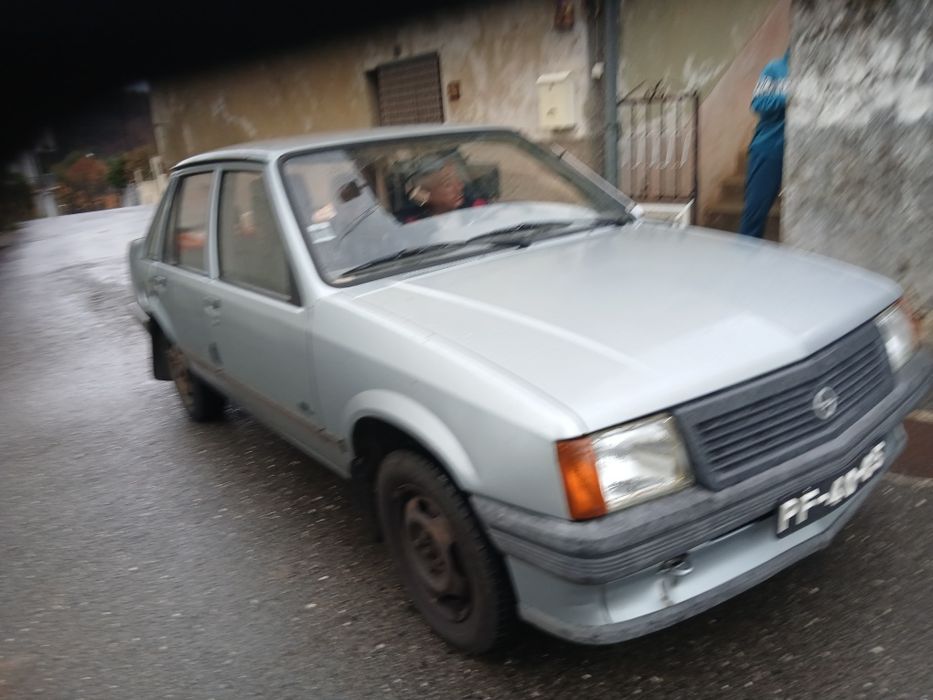 Vendo opel corsa