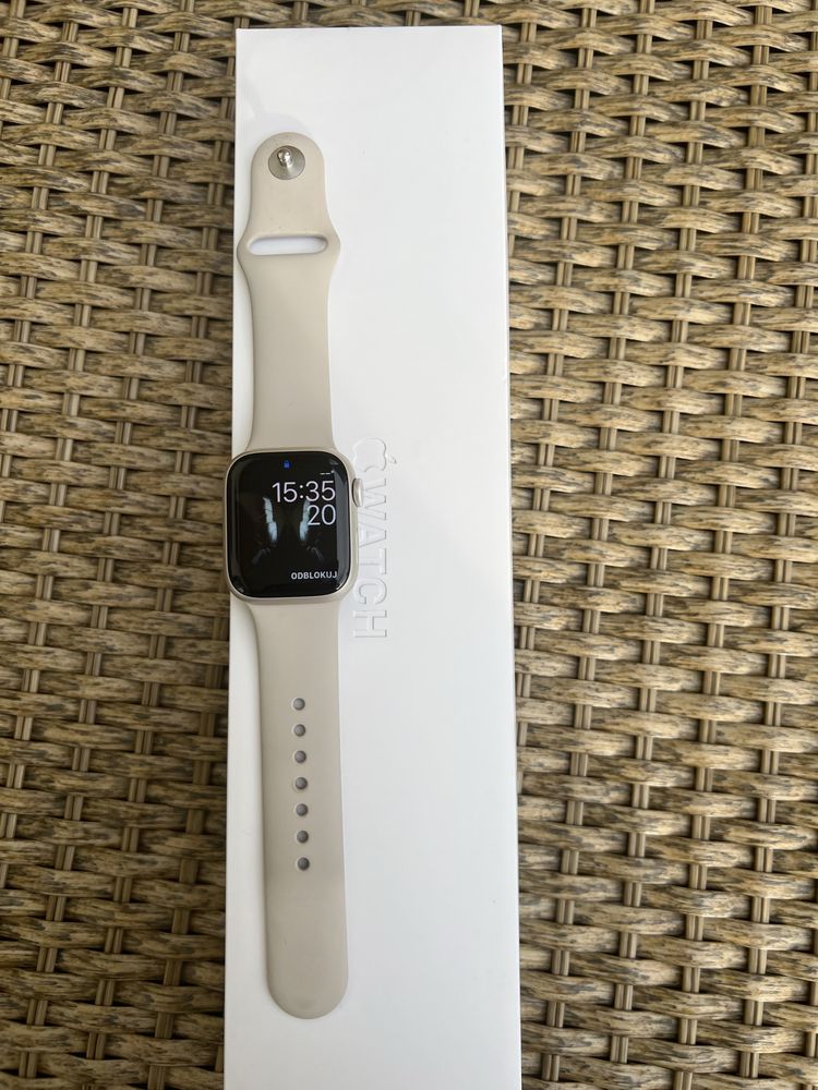 Zegarek Apple Watch Series 7