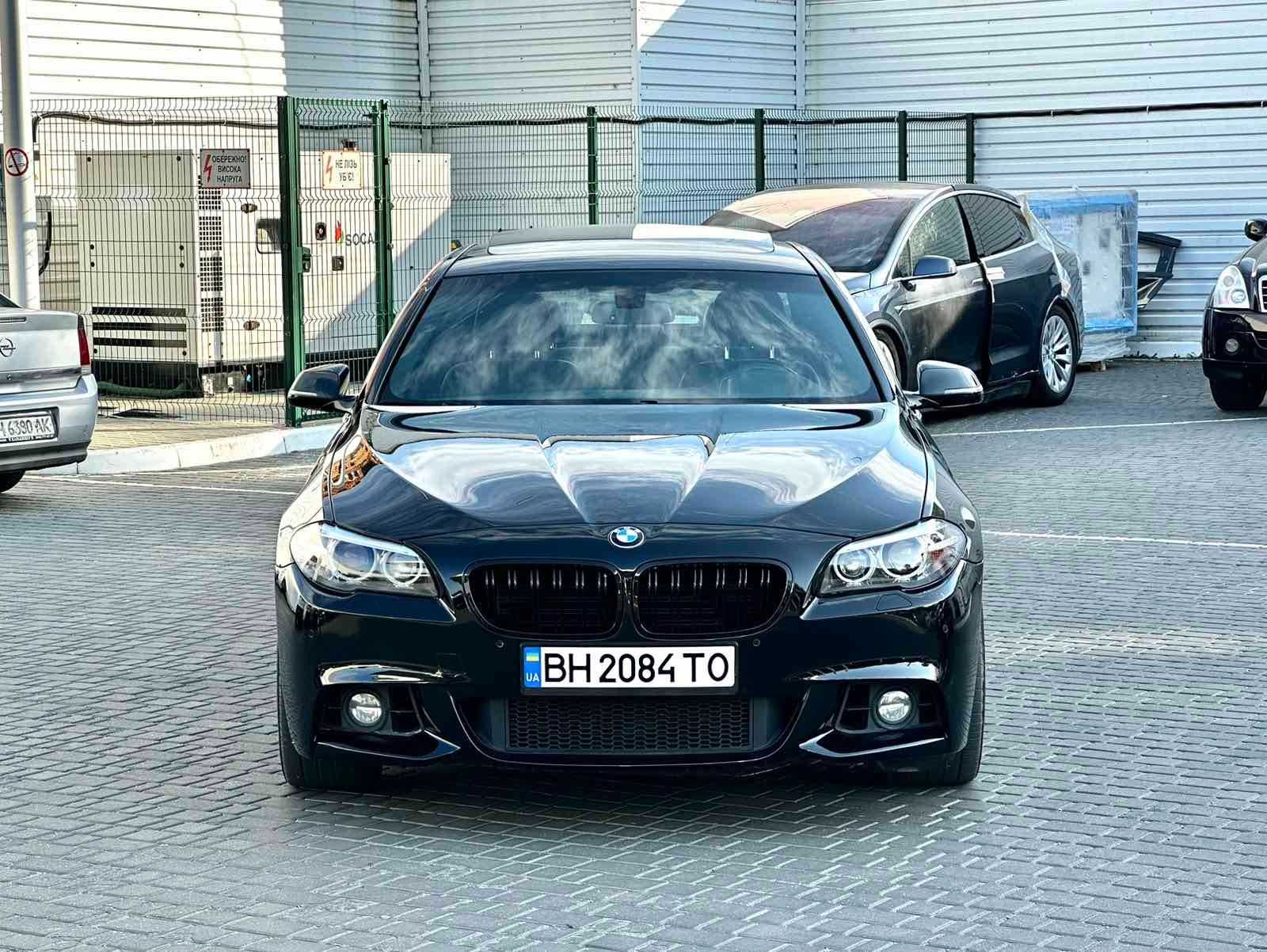 У продажу BMW F10 535 / Рестайлинг / 2015 рік / М-пакет