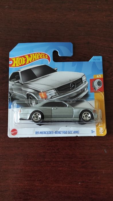 Hot Wheels Mercedes Benz 560 Sec Amg