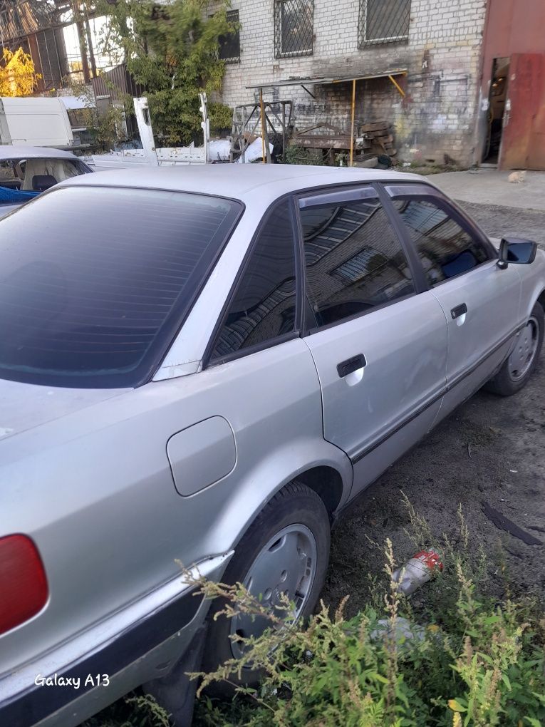 Продам ауді а 80b4