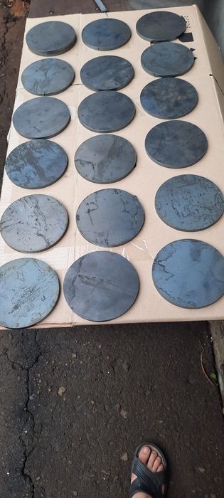 Продам діловий метал.