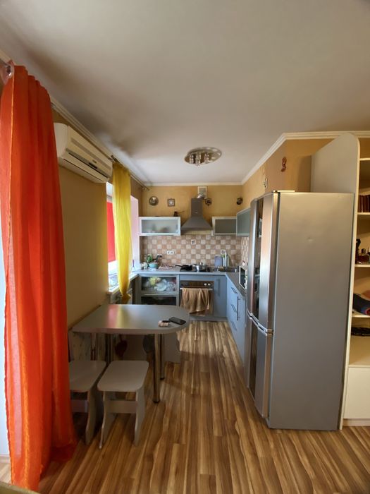 Продам 2-ком квартиру