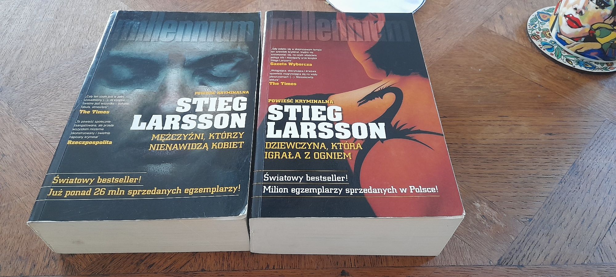 Śnieg Larsson, zestaw powieści kryminalnych