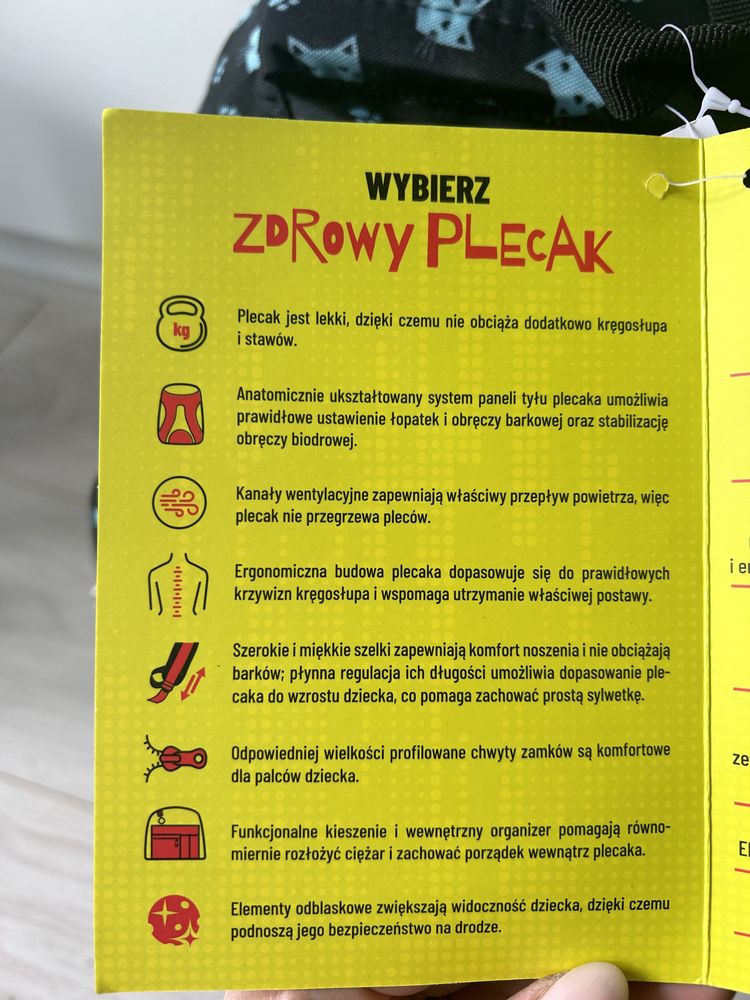 Plecak szkolny 3komory usztywniane plecy nowy